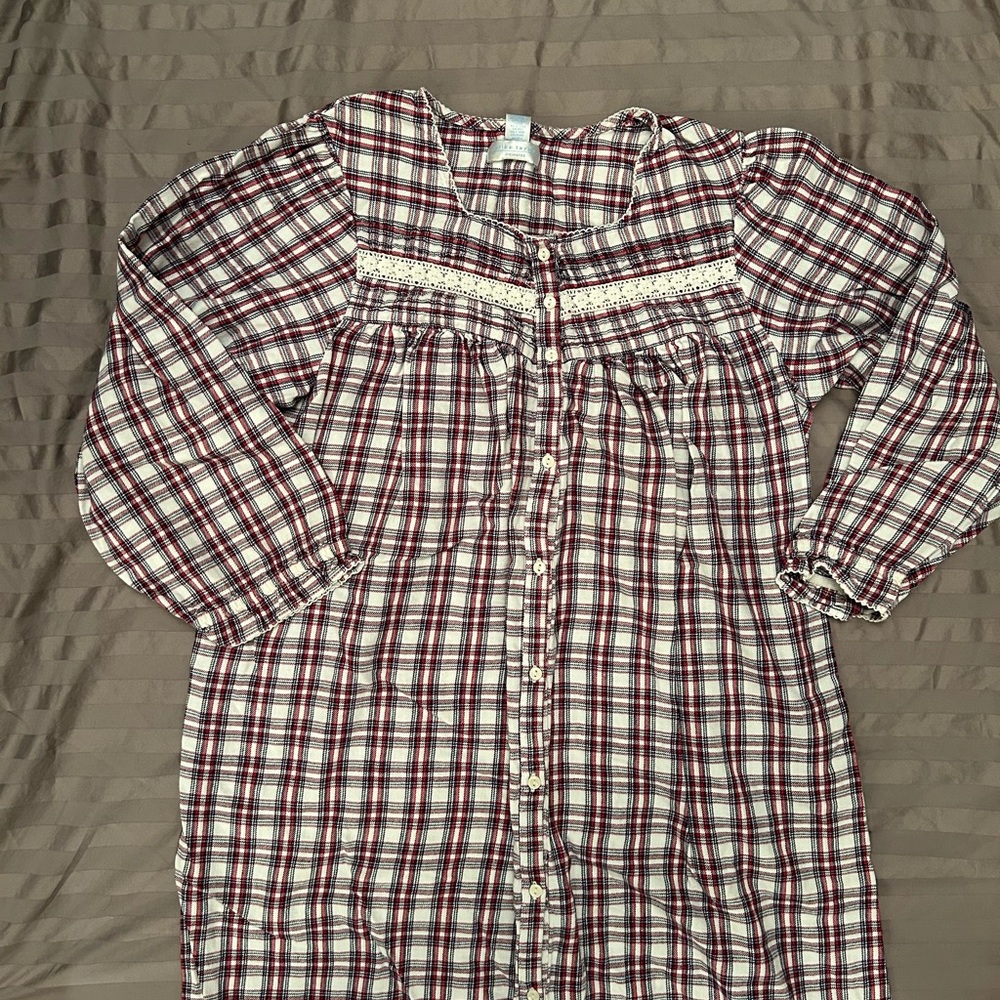 Vintage Erika Taylor Intimates Nightshirt/gown